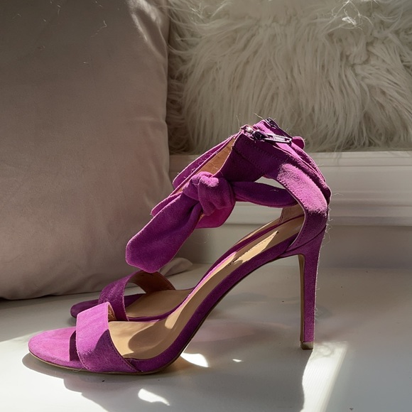 Banana Republic Heels - Picture 2 of 4